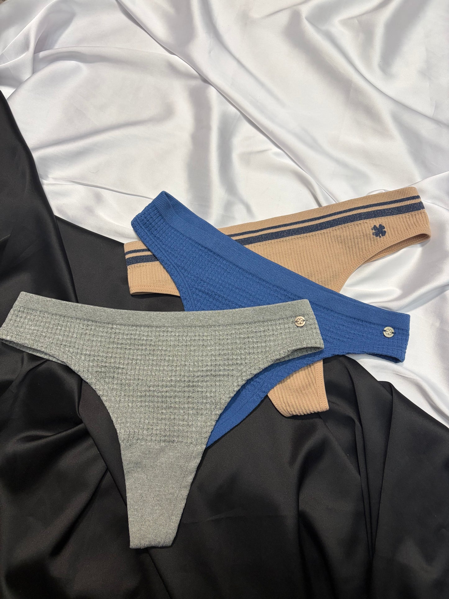Lucky brand pack of 3 thongs | S