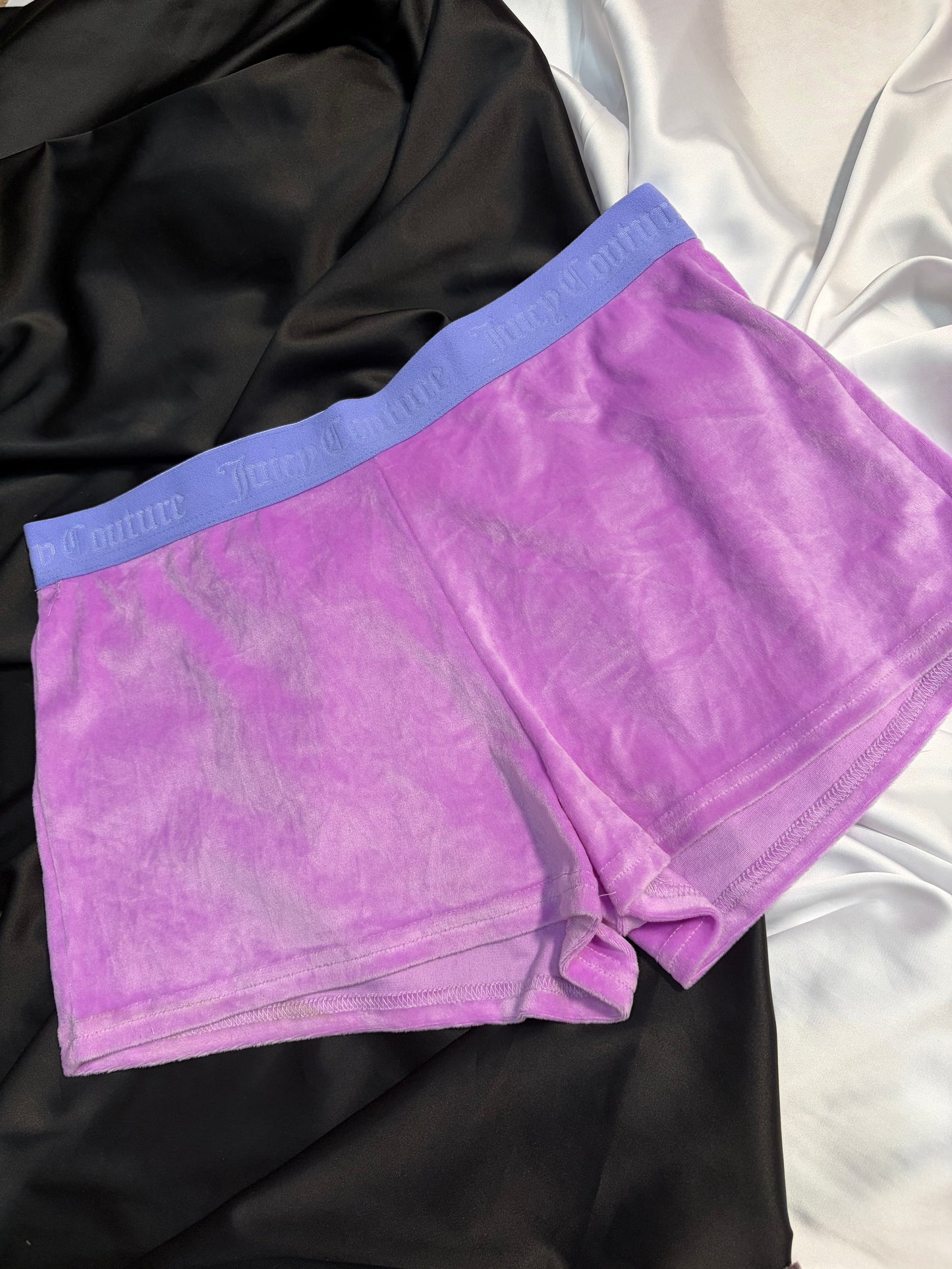 Juicy couture velvet short | L