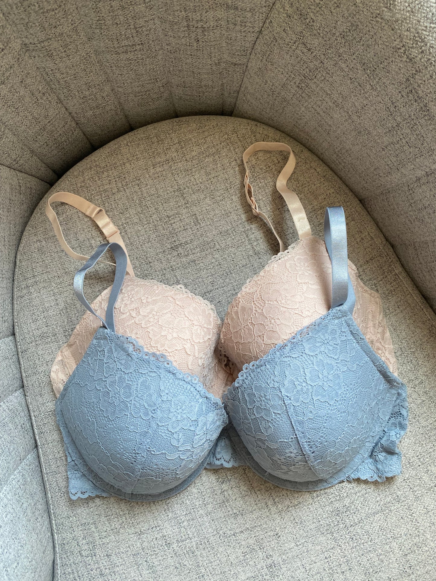 H&M | 38/85 D