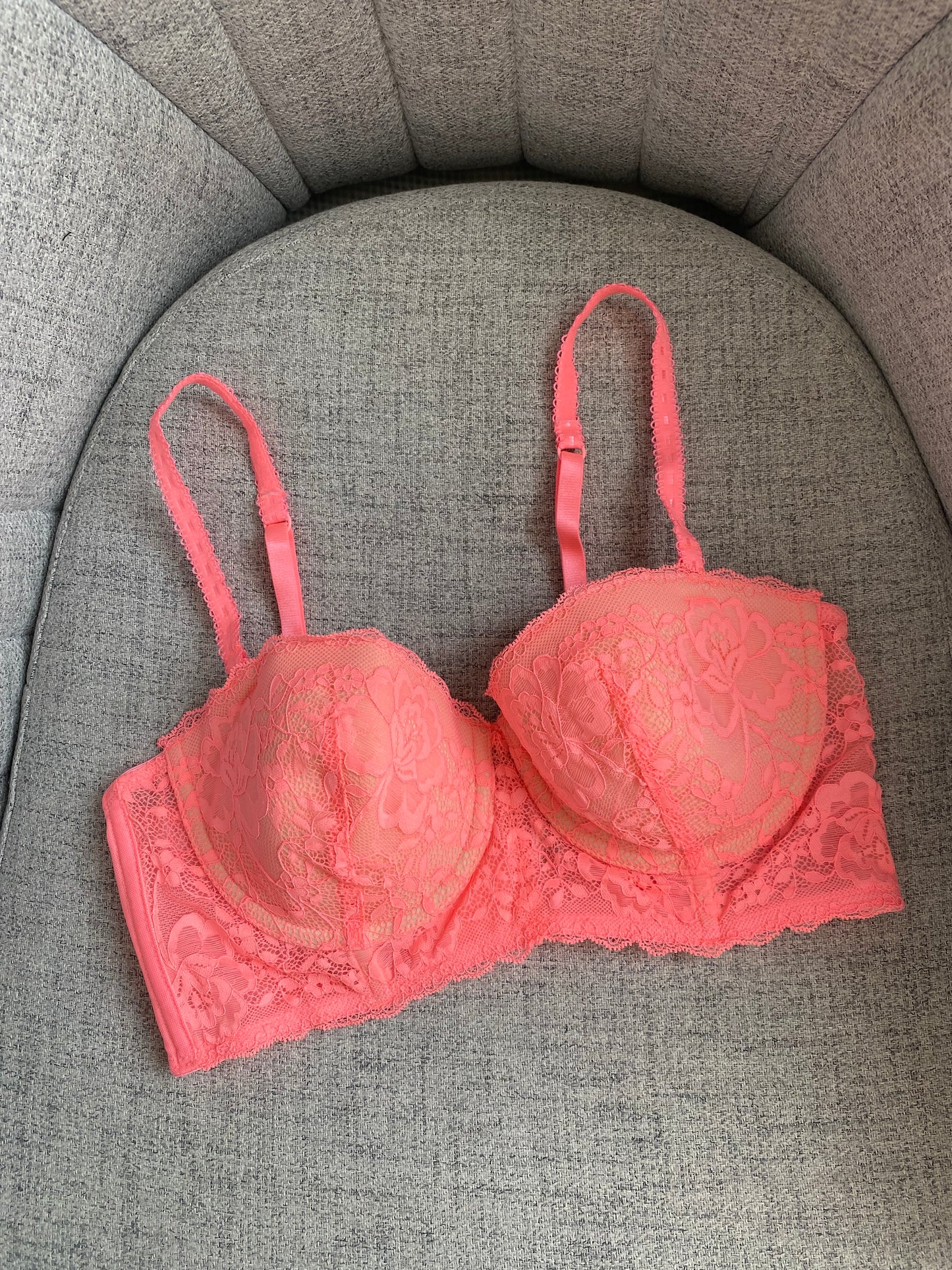 Hunkmoller | 36/80 B