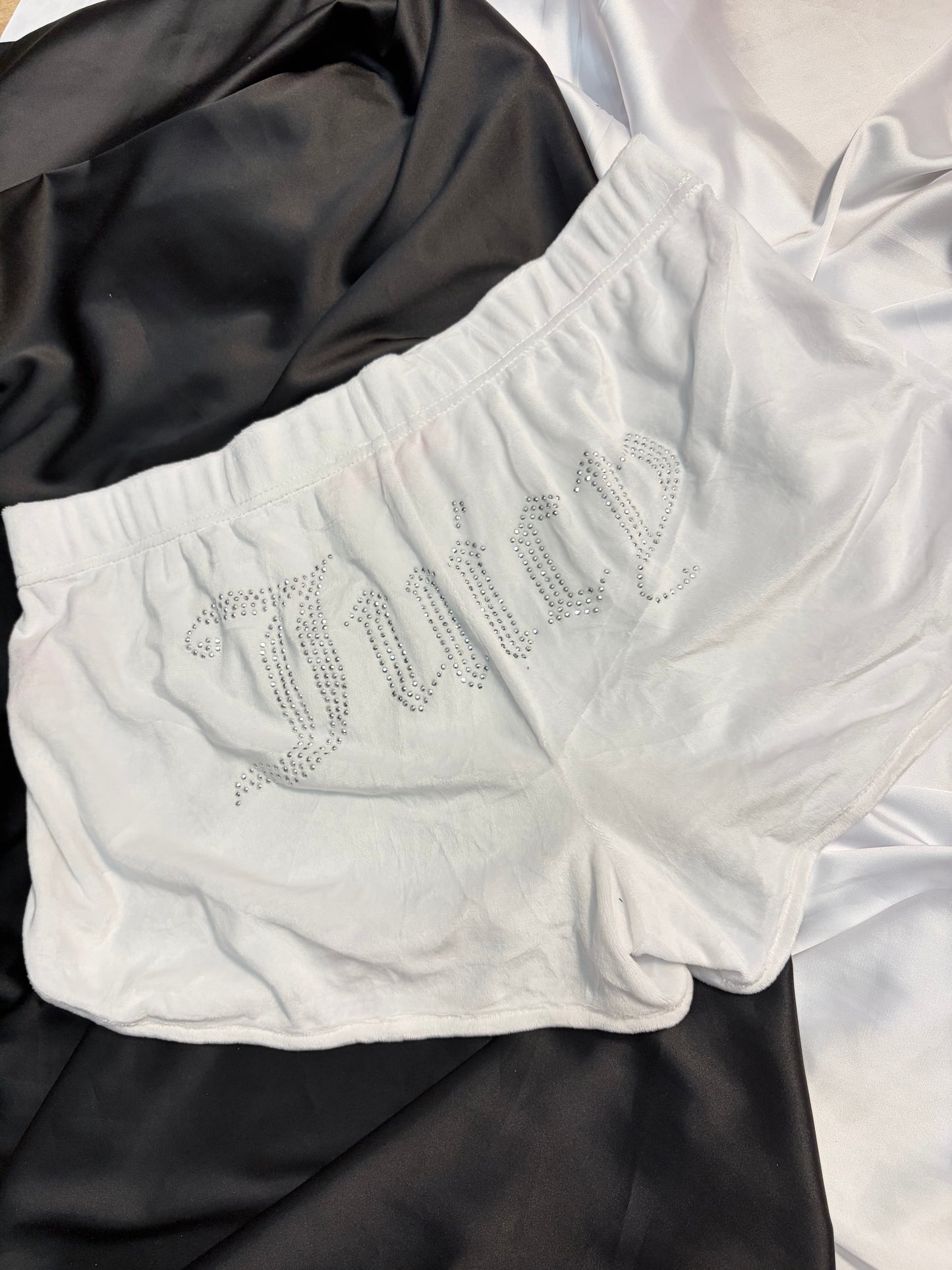 Juicy couture velvet short | M & L