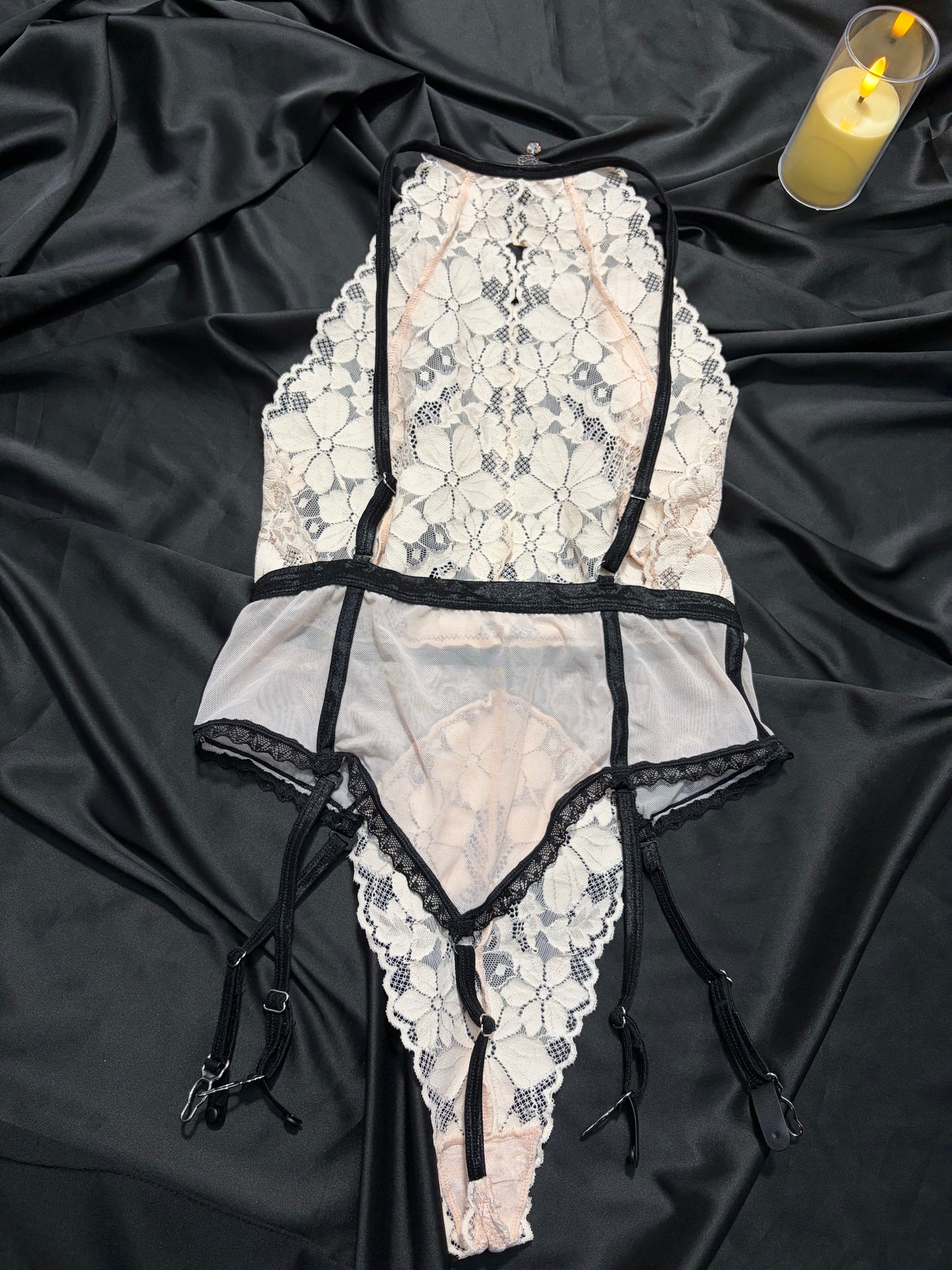 Obsessive lace bodysuit | S/M