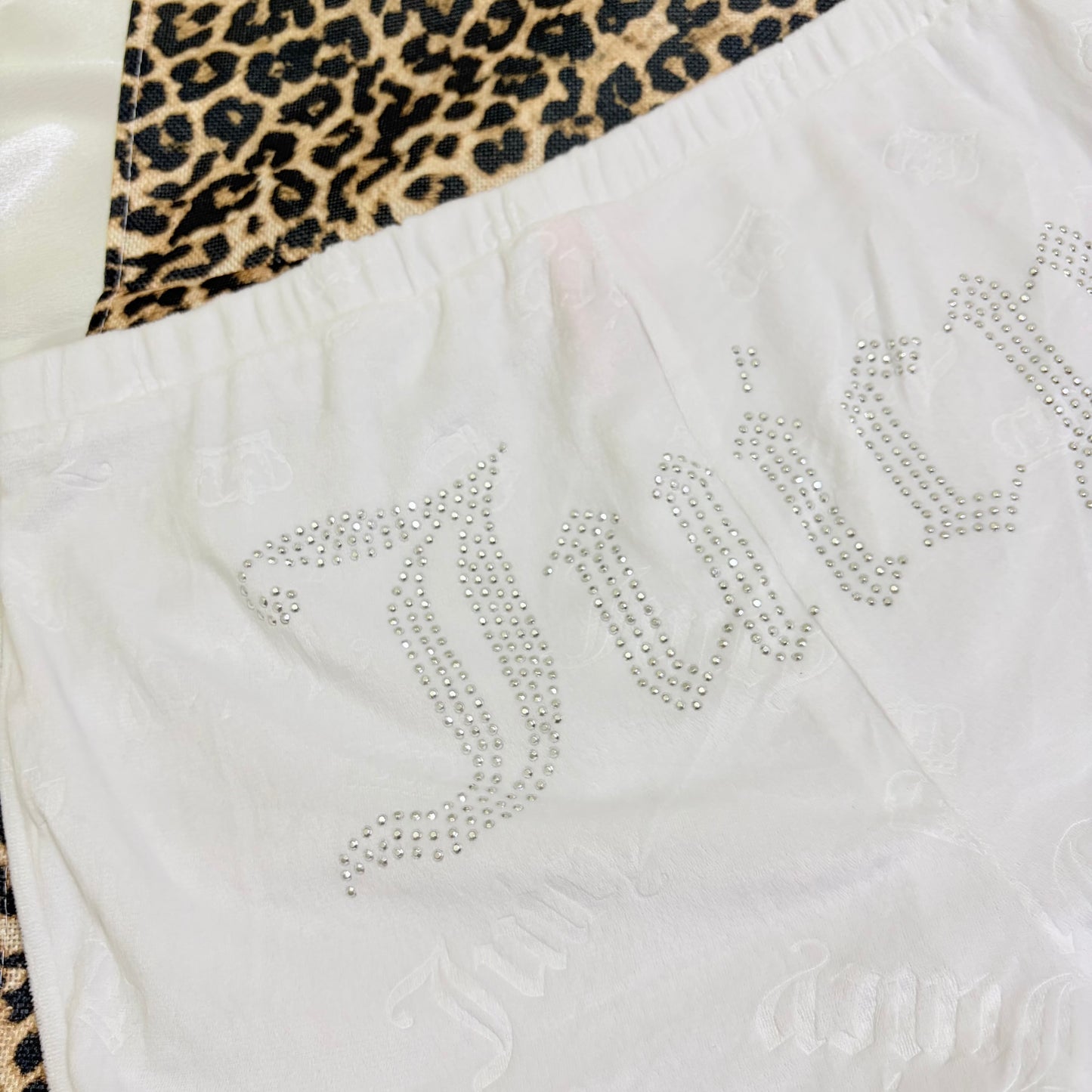 Juicy couture velvet short | S & M