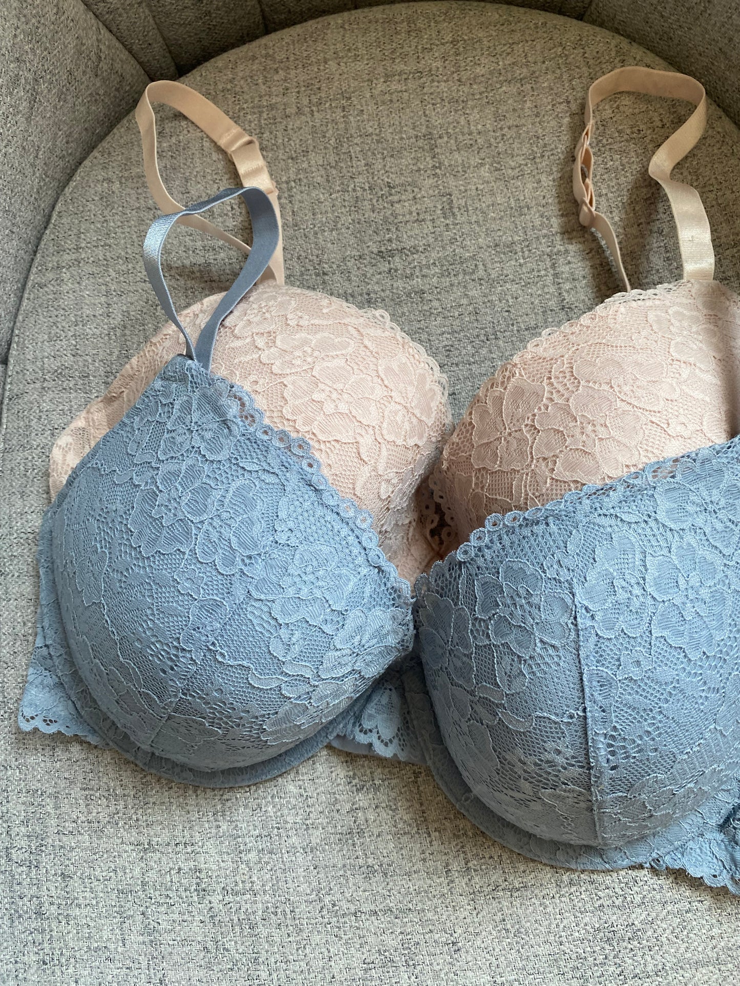 H&M | 38/85 D