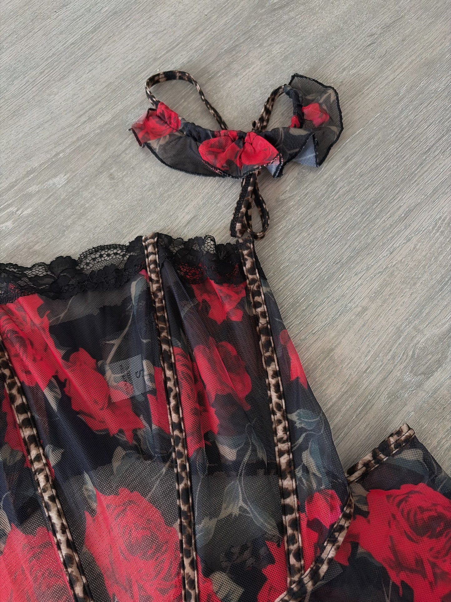Midnight roses lingerie set