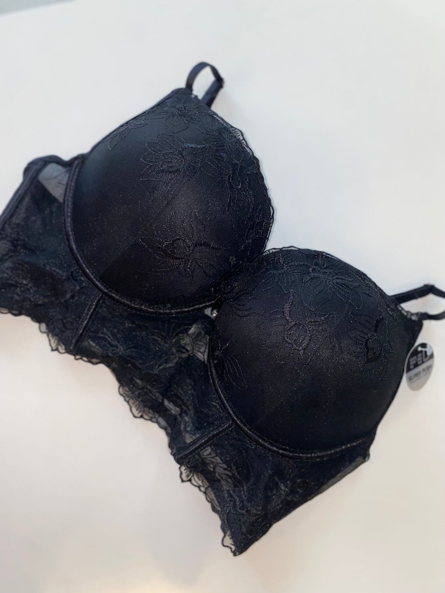 Censored | 38/85 D (super push up)