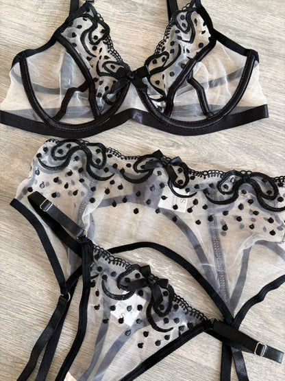 Bare it all lingerie set