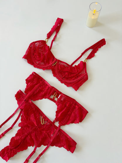 Red delight lingerie set | M