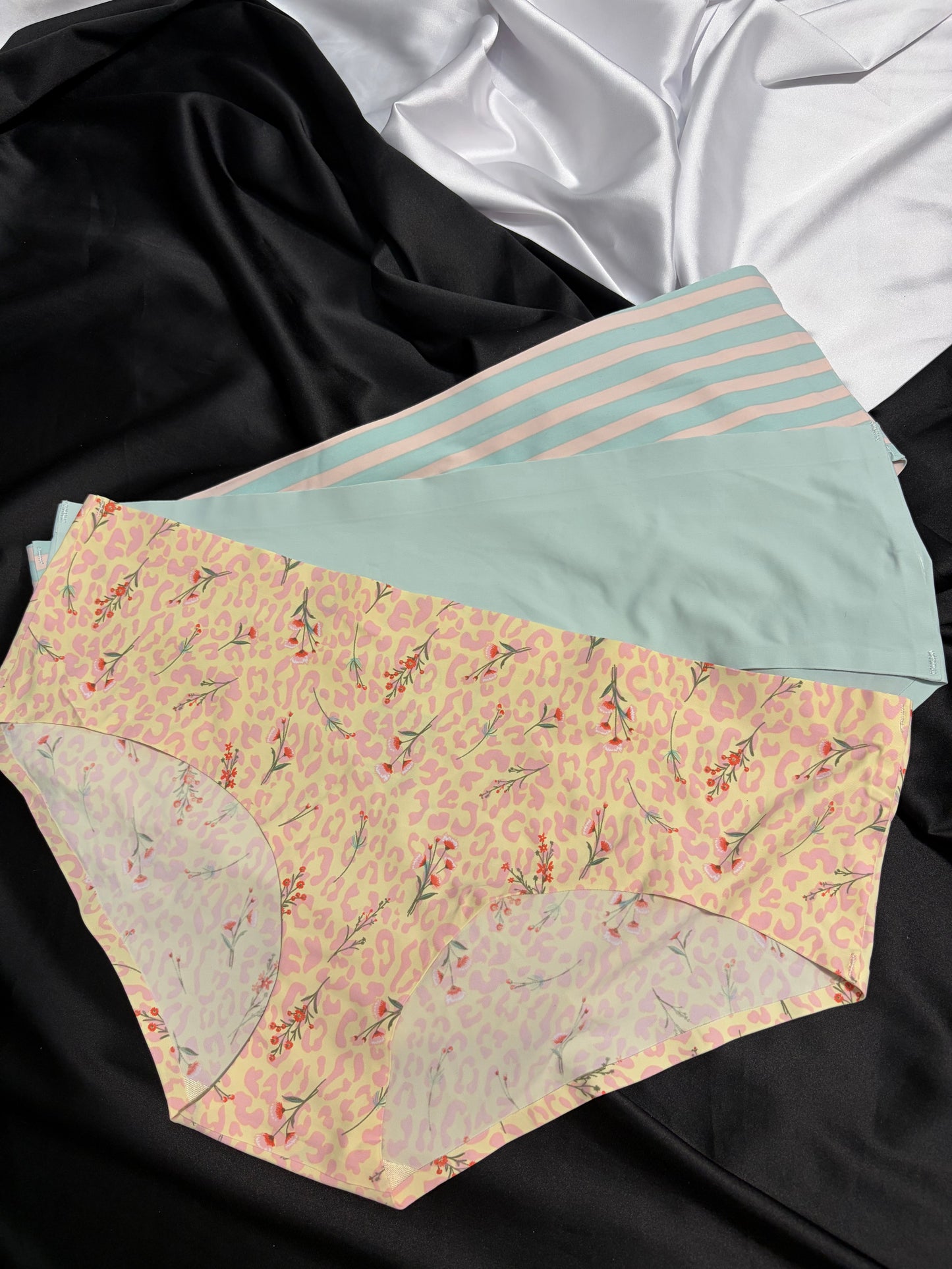 Honey dew pack of 3 laser cut panties | XL