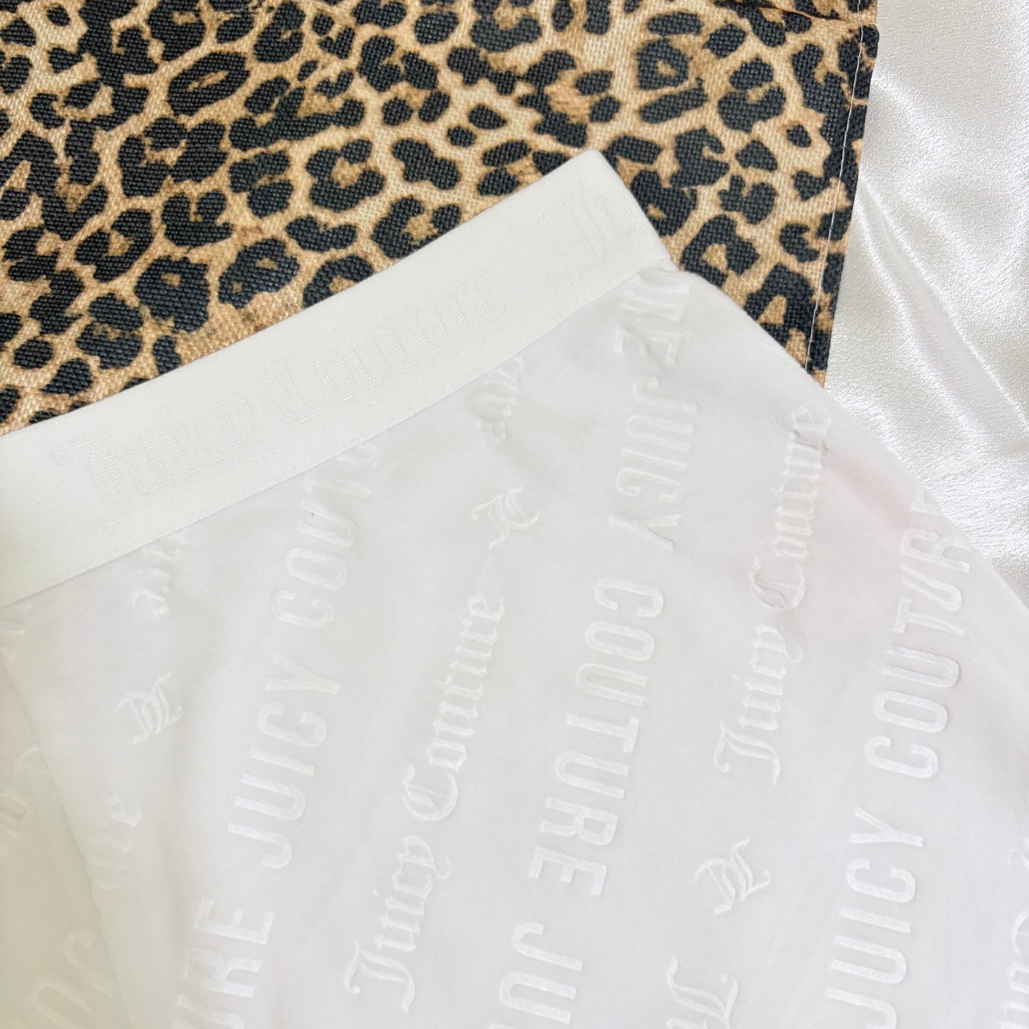 Juicy couture velvet short | L