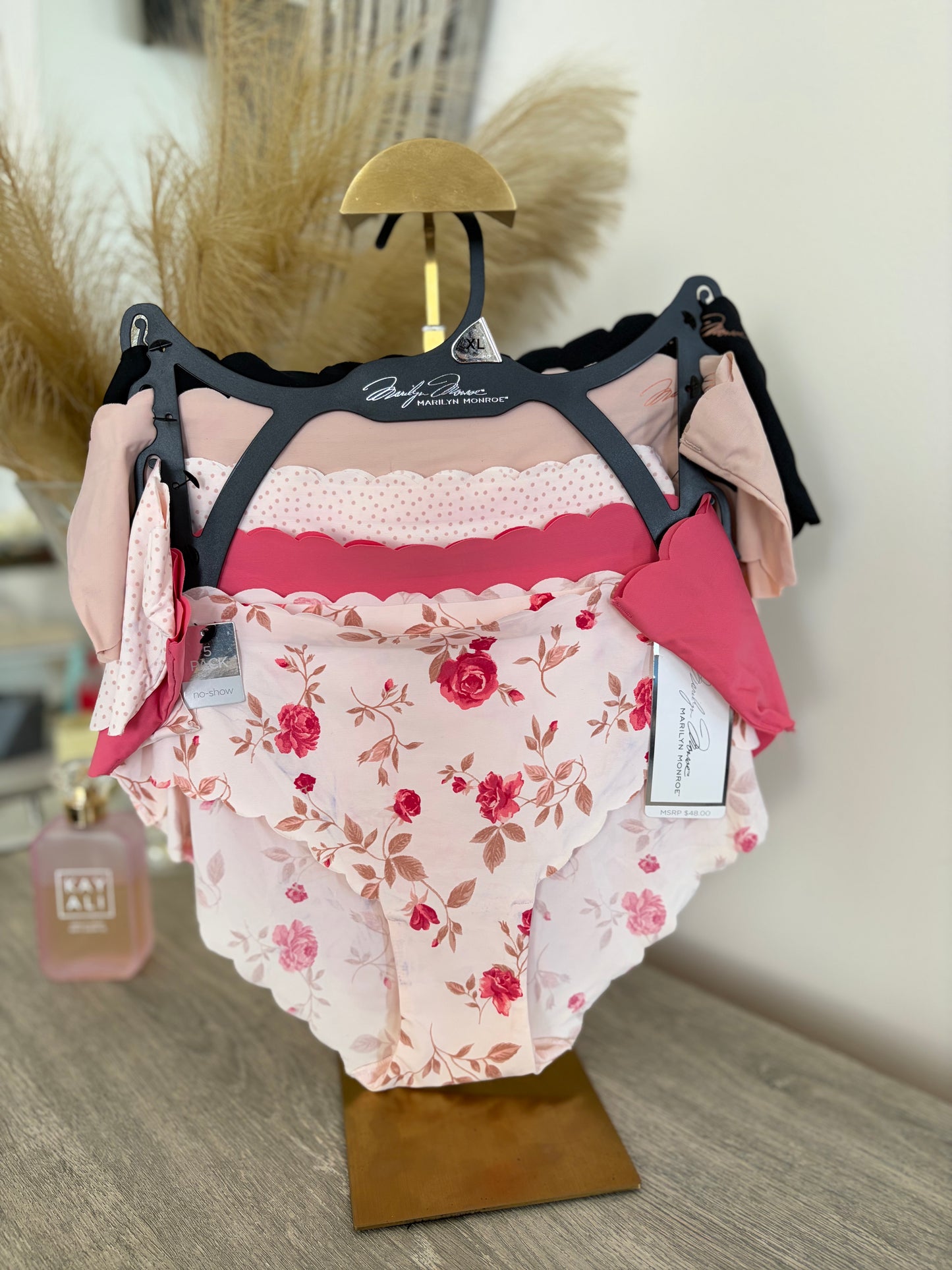 Marilyn monroe pack of 5 laser cut panties | XL