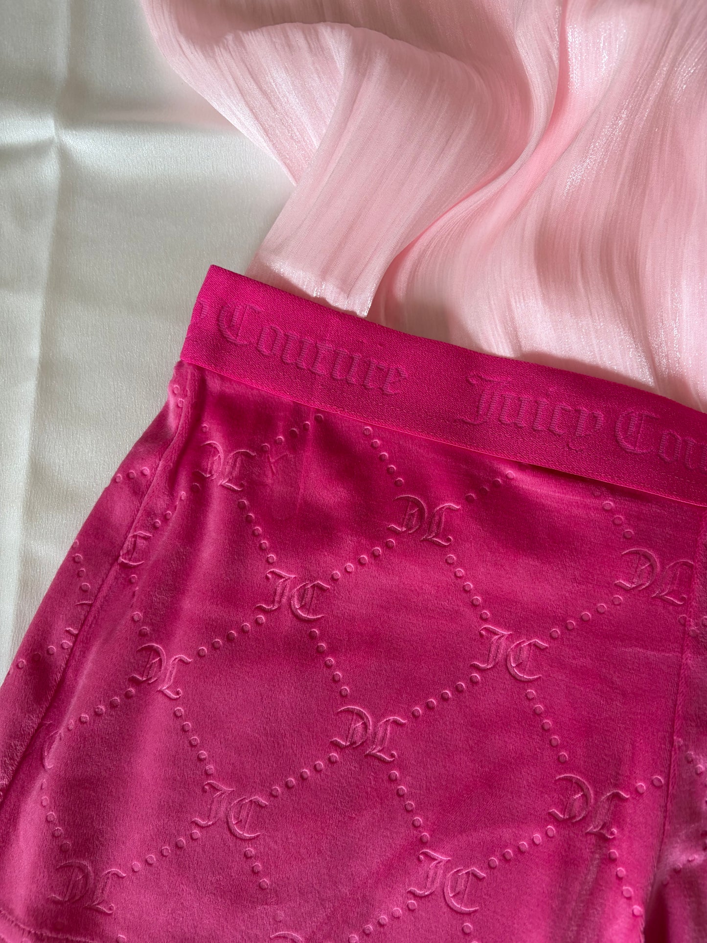 Juicy couture velvet short | M