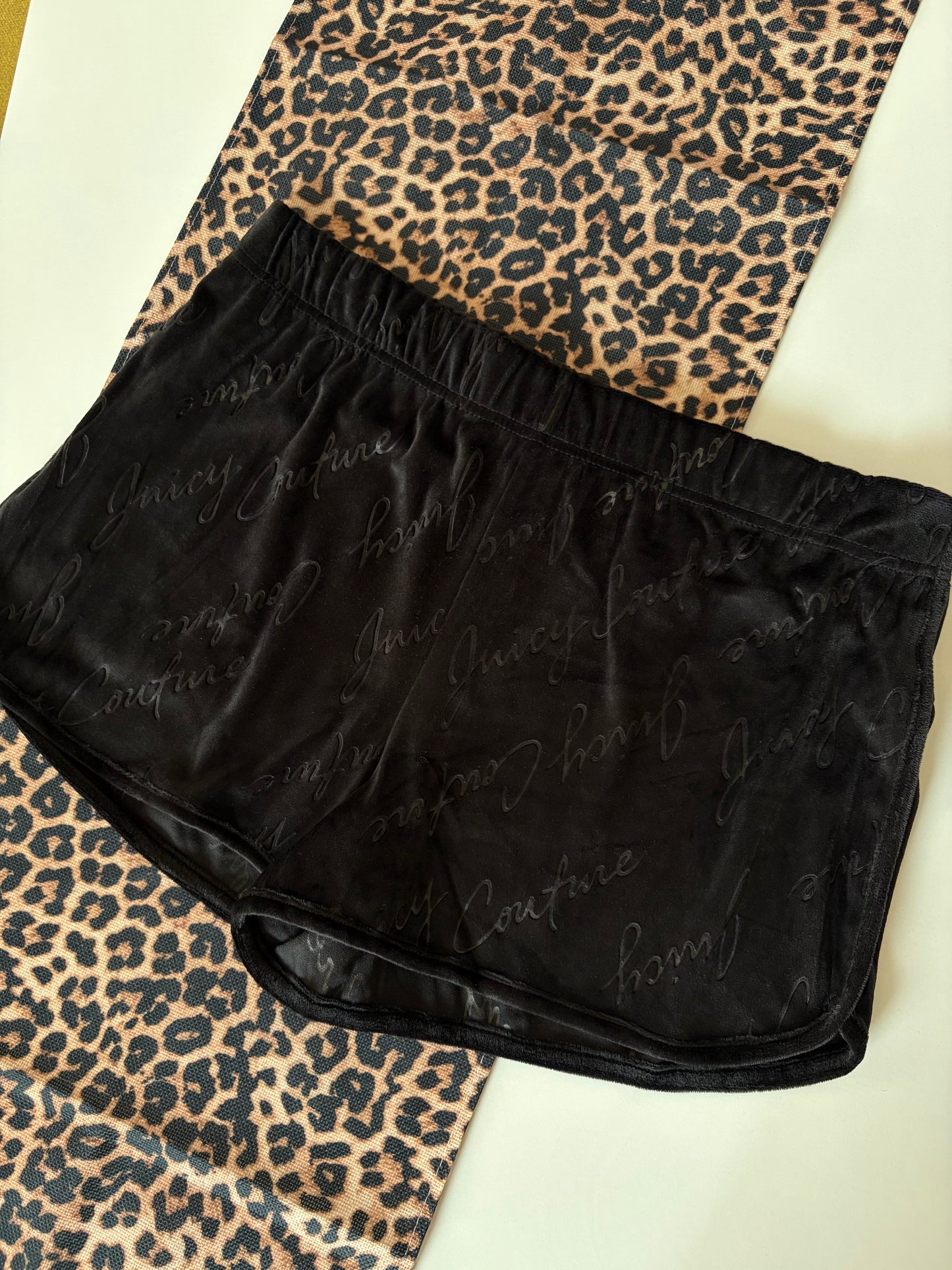 Juicy couture velvet short