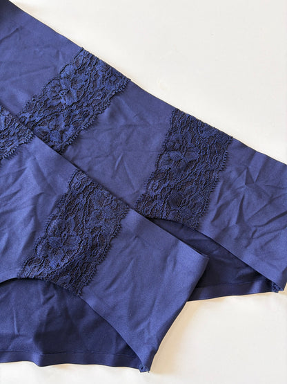 Kathy Ireland | L & XL