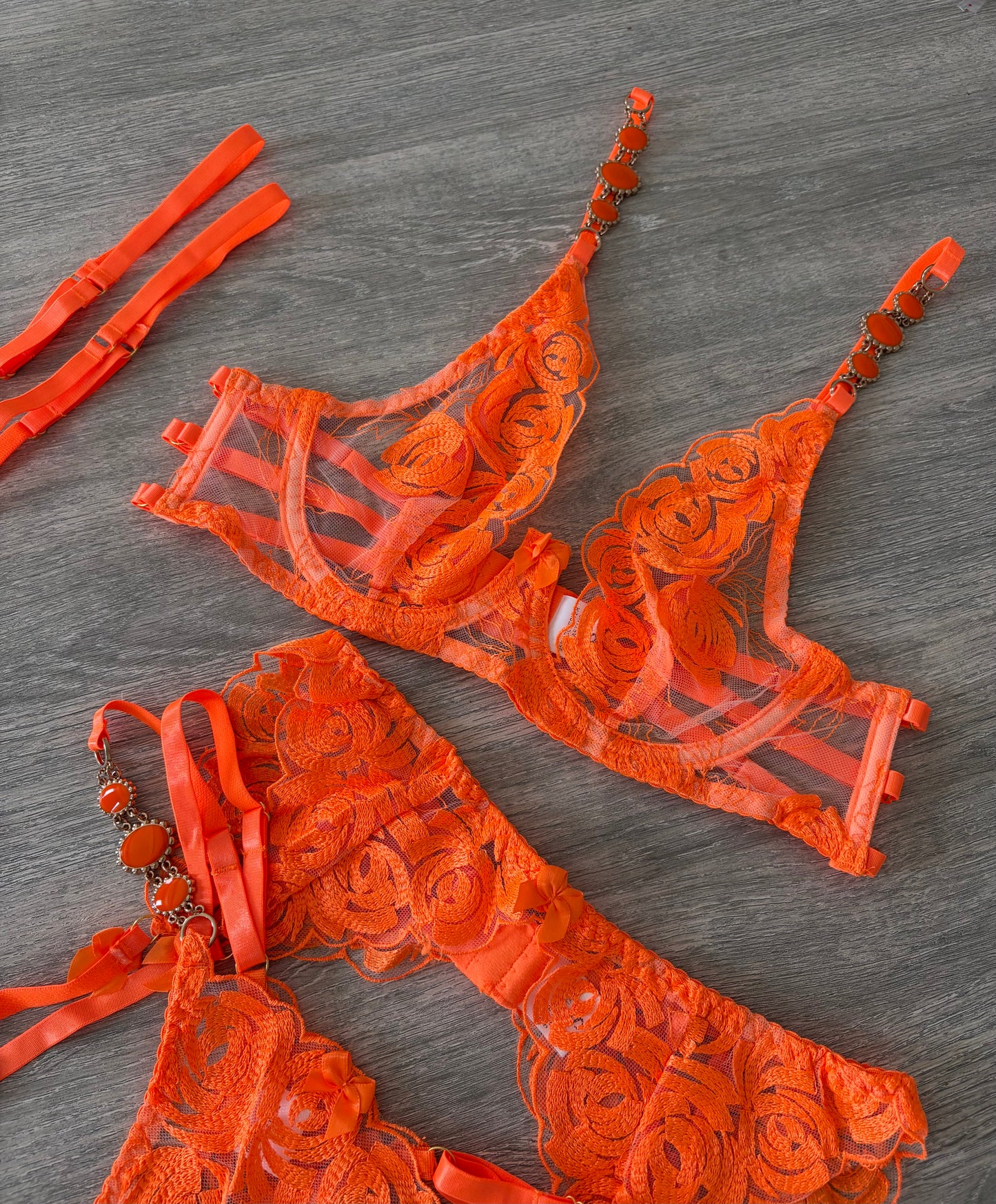 Sunset flame lingerie set 4 pcs | S