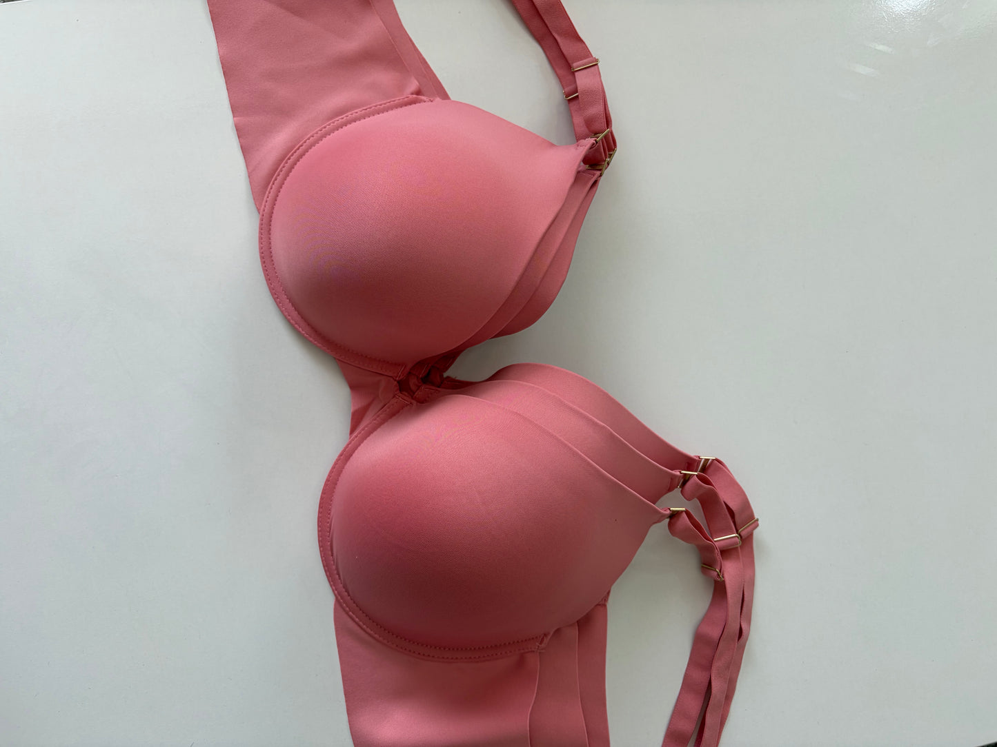 Anne klein laser cut