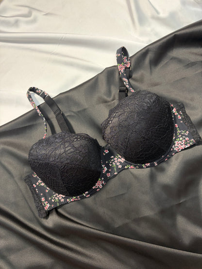 Floral lace push up