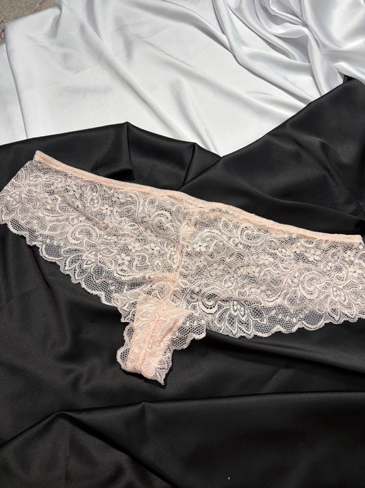 Secret possessions lace thong | S & XL