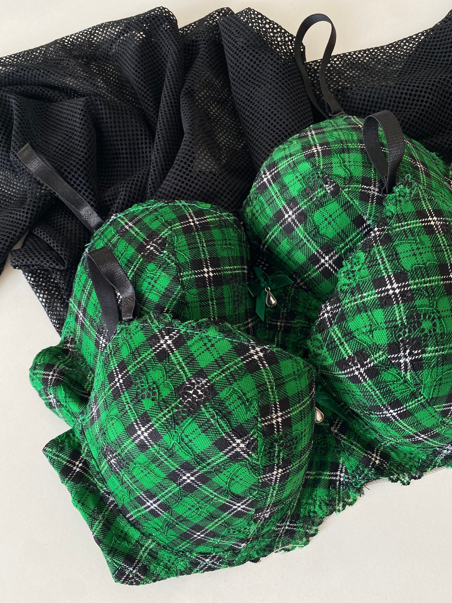 Checkered green push up