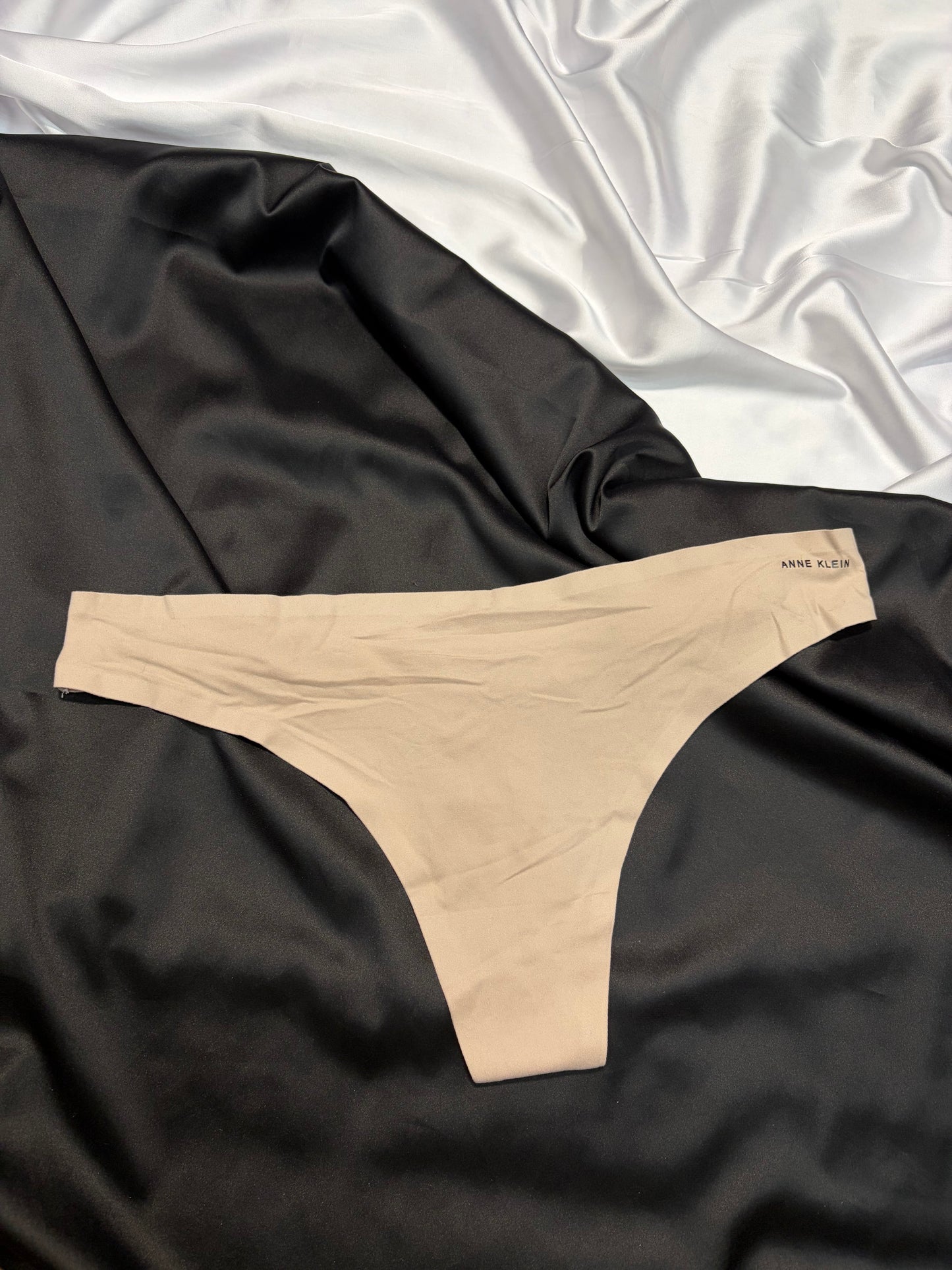 Anne klein laser cut seamless thong | M
