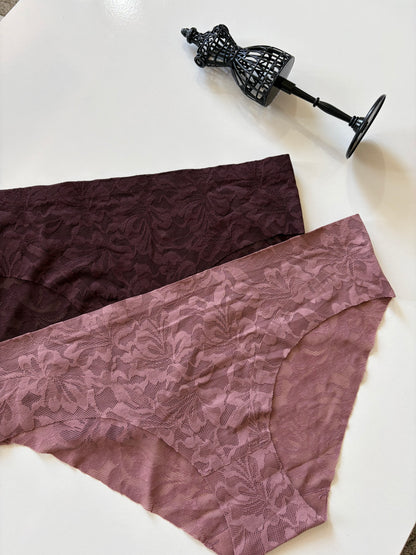 Adrienne vittadini set of 2 seamless panties size L