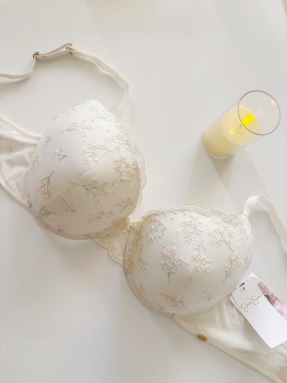 Jessica Simpson floral bra