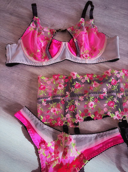 Blooming blush set