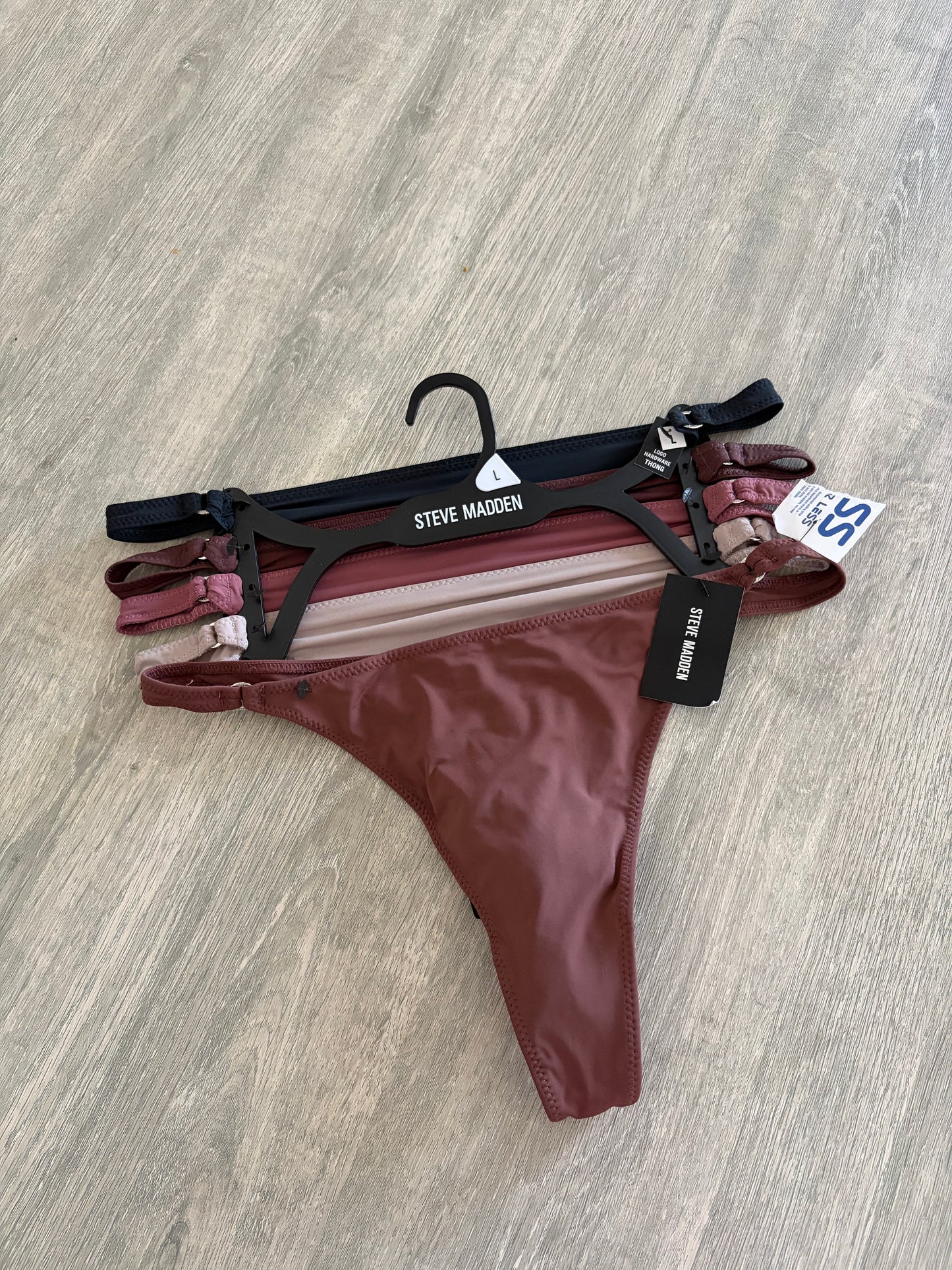 Steve madden pack of 5 thongs