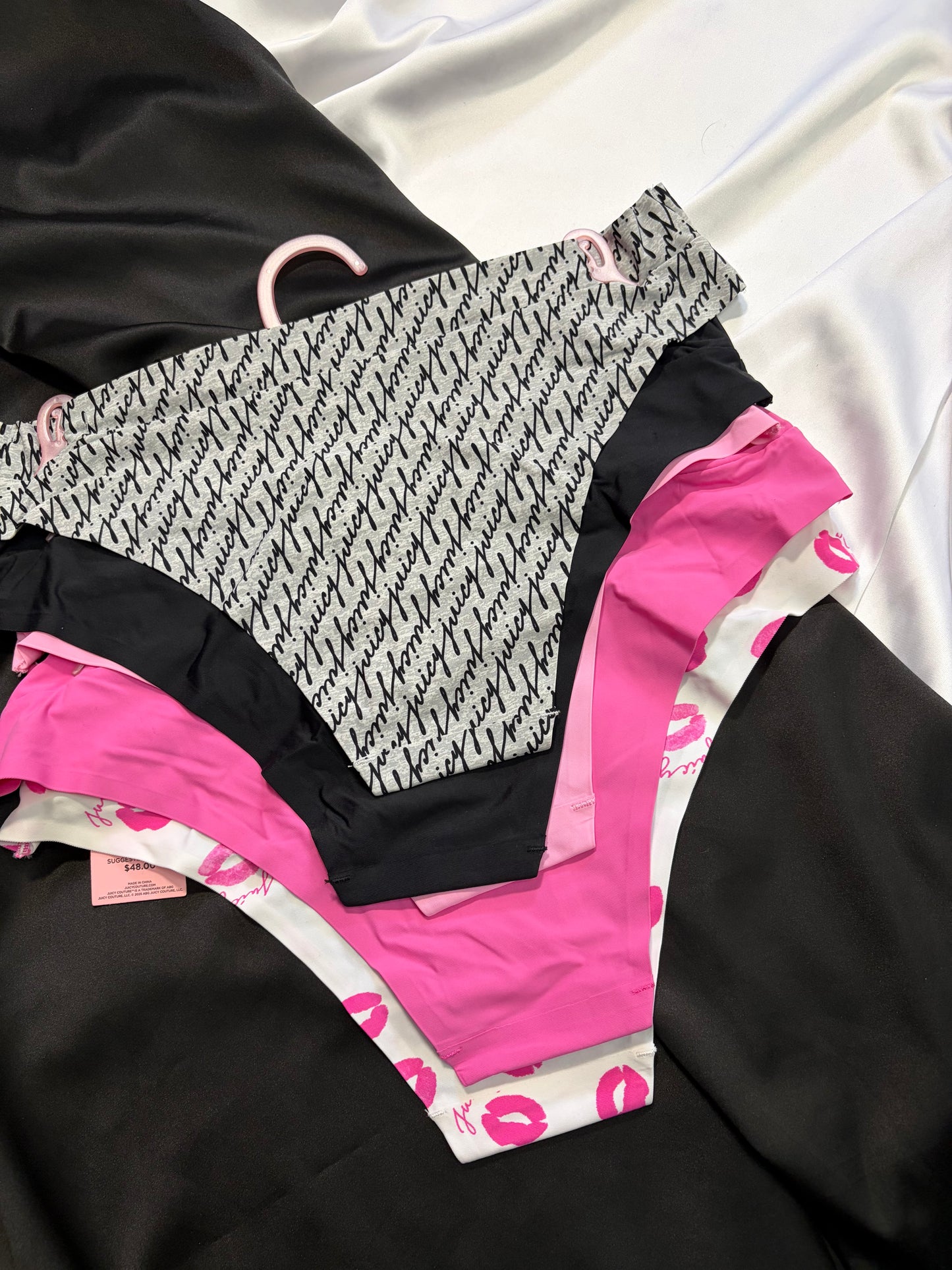 Juicy couture pack of 5 no show panties