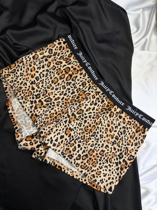 Juicy couture velvet short