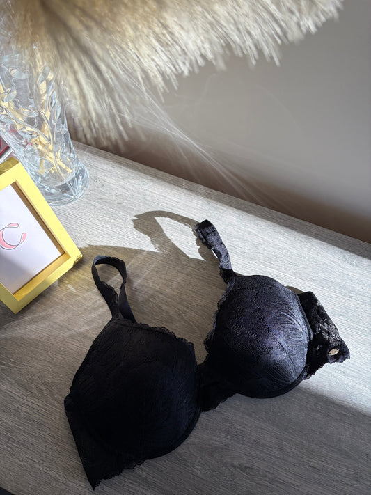 Jessica Simpson lace bra | 38/85 C