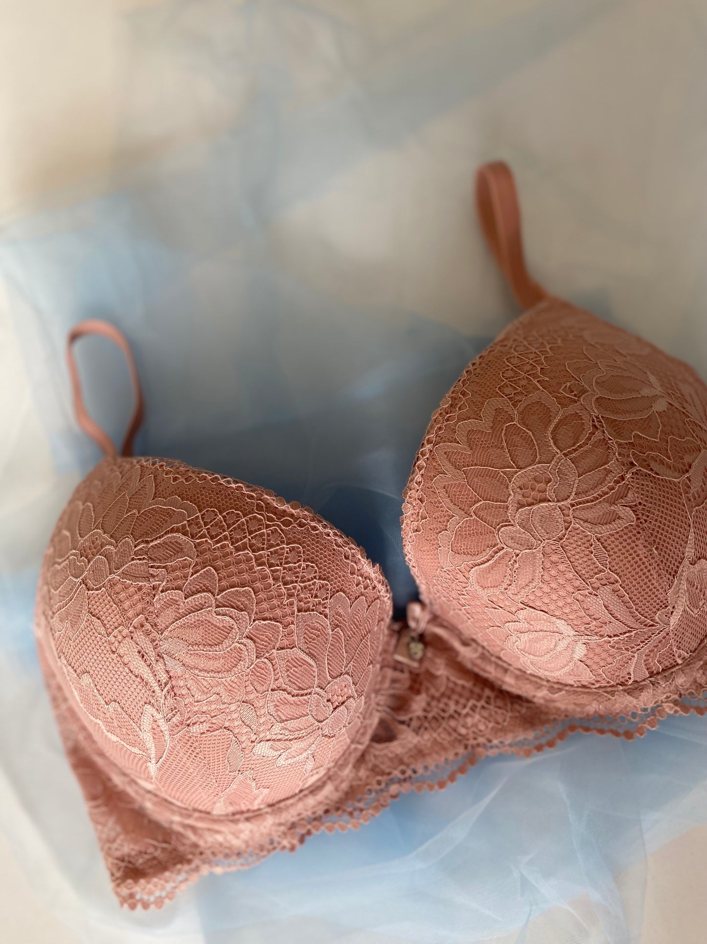 French affair push up | 34/75 C