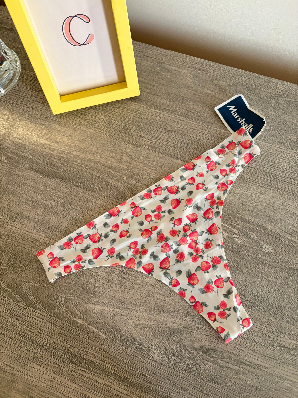 Jessica Simpson laser cut thong | S