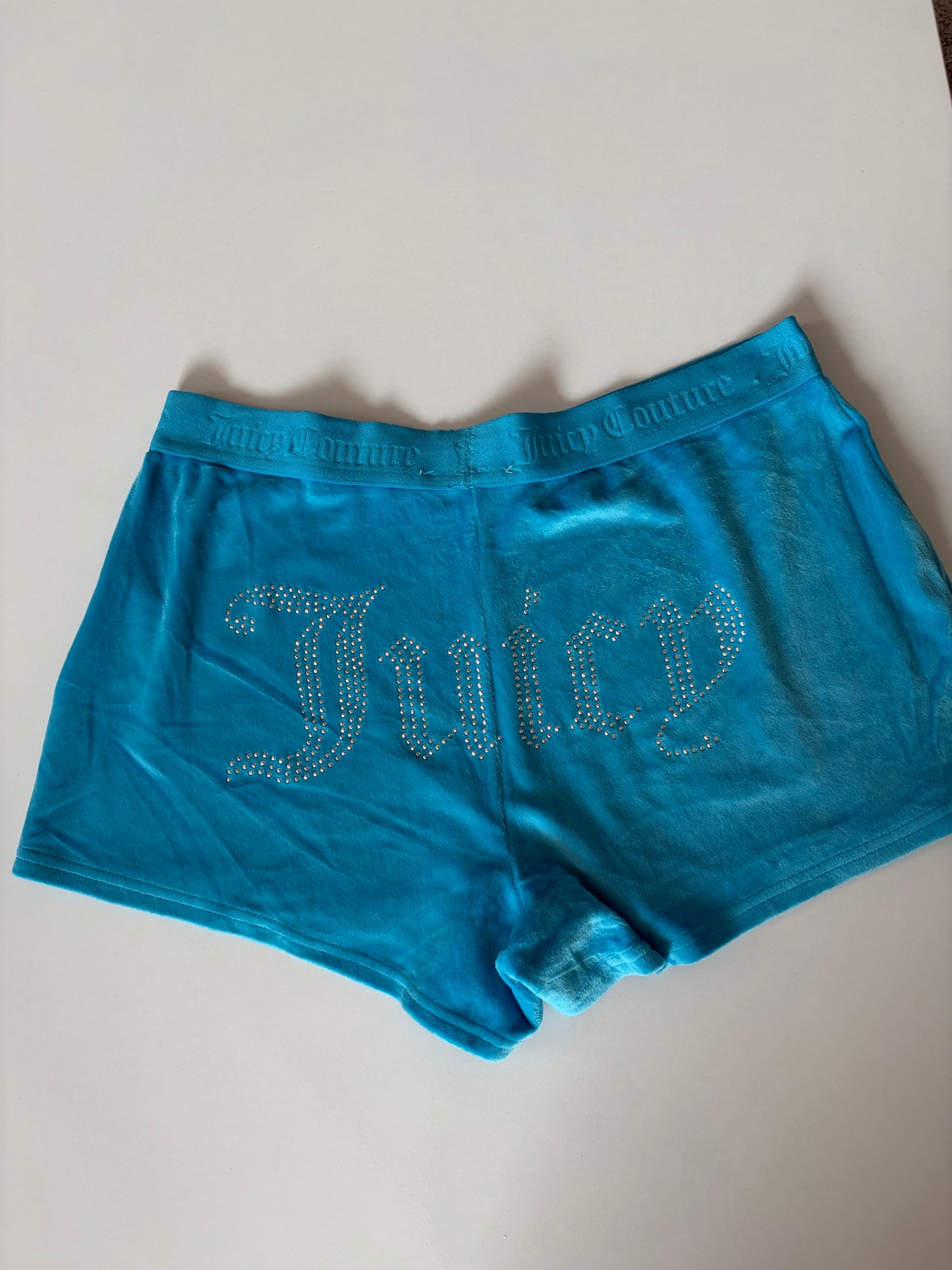Juicy couture velvet shorts | M