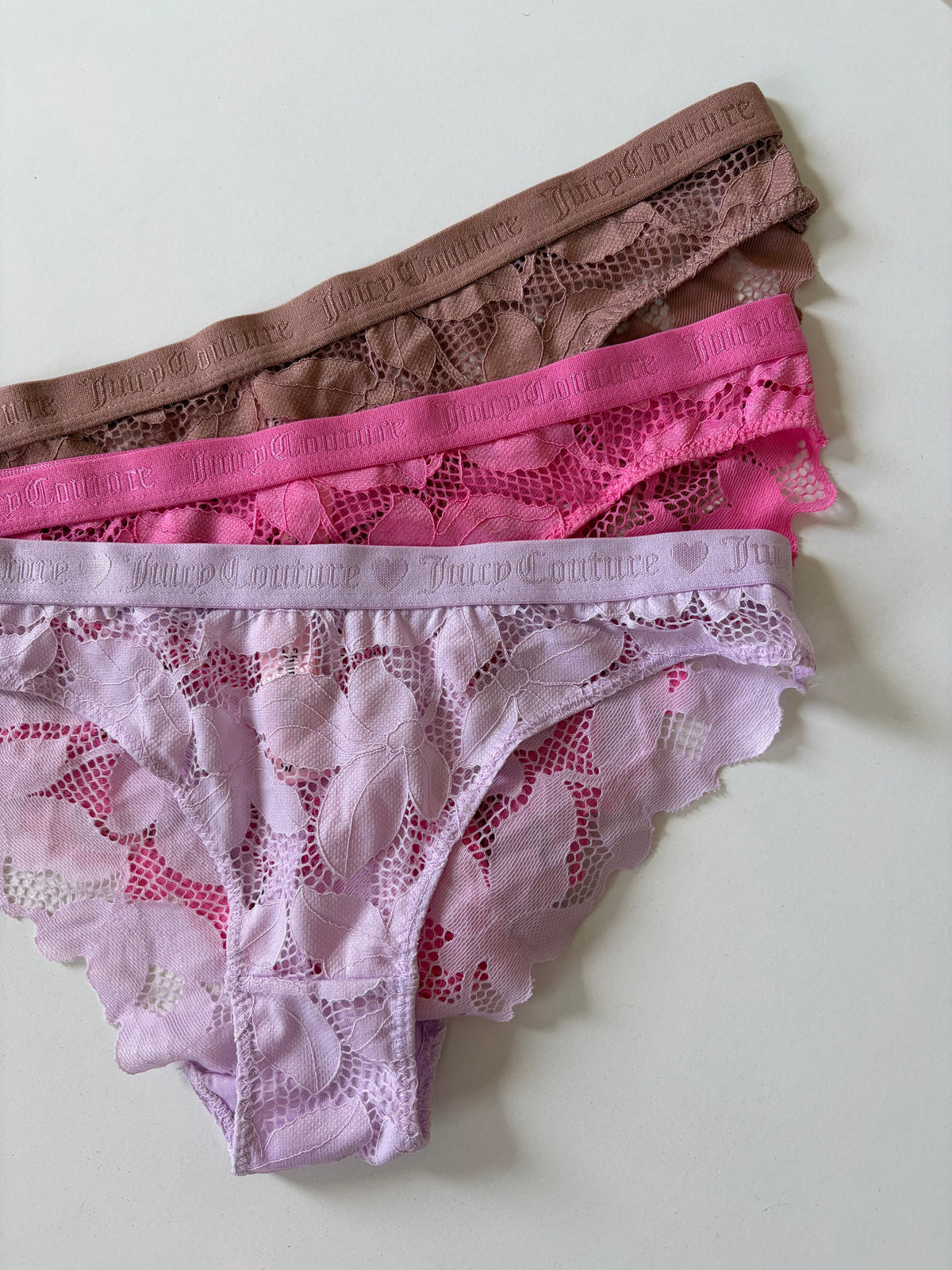 Juicy lace panties