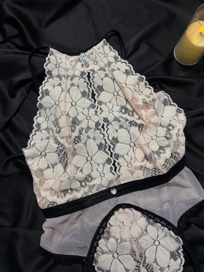 Obsessive lace bodysuit | S/M