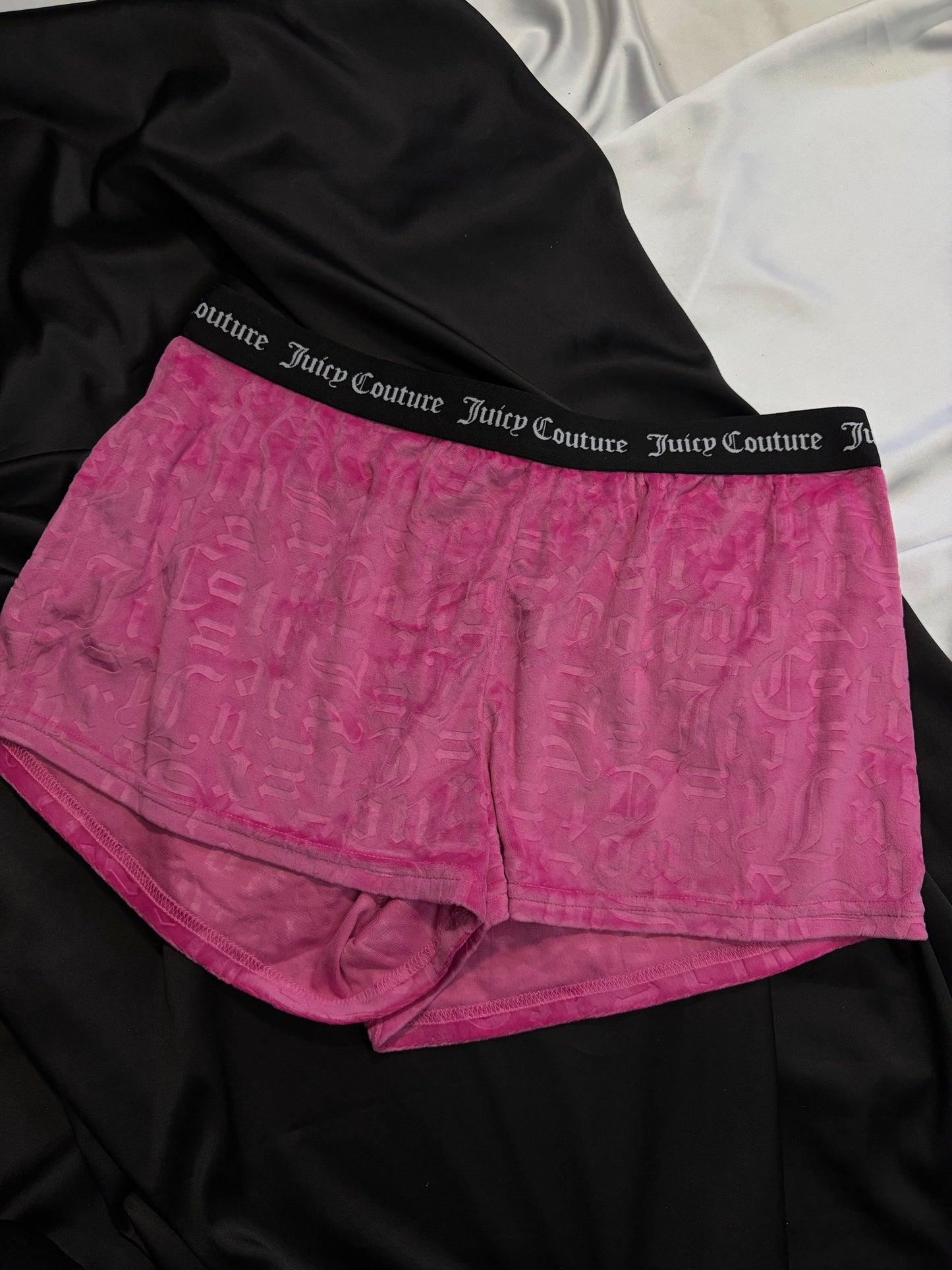 juicy couture velvet short |