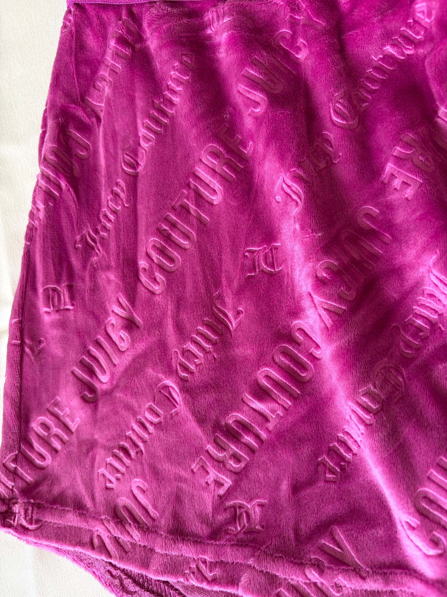 Juicy couture velvet short | L & XL