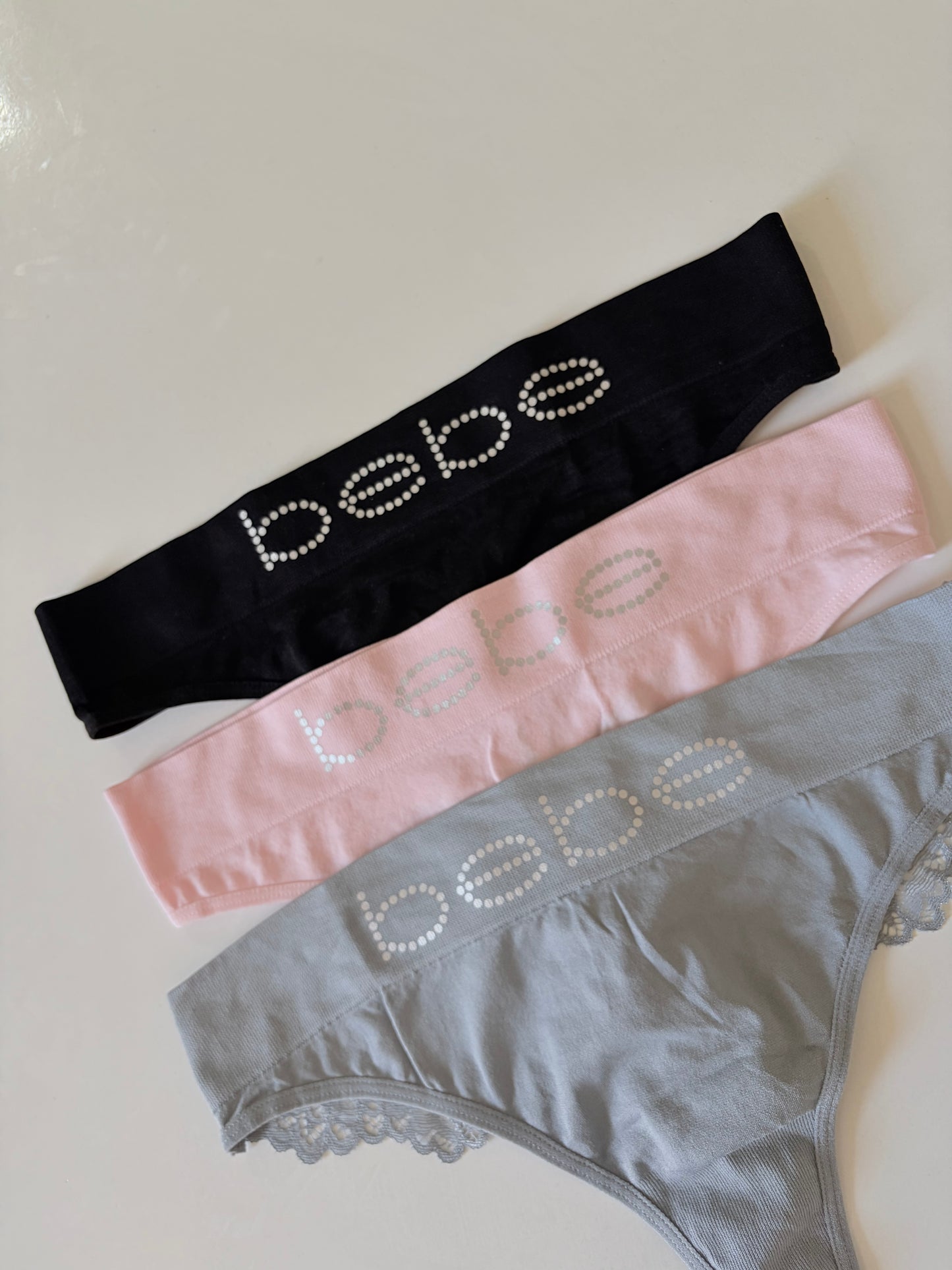 Bebe thongs