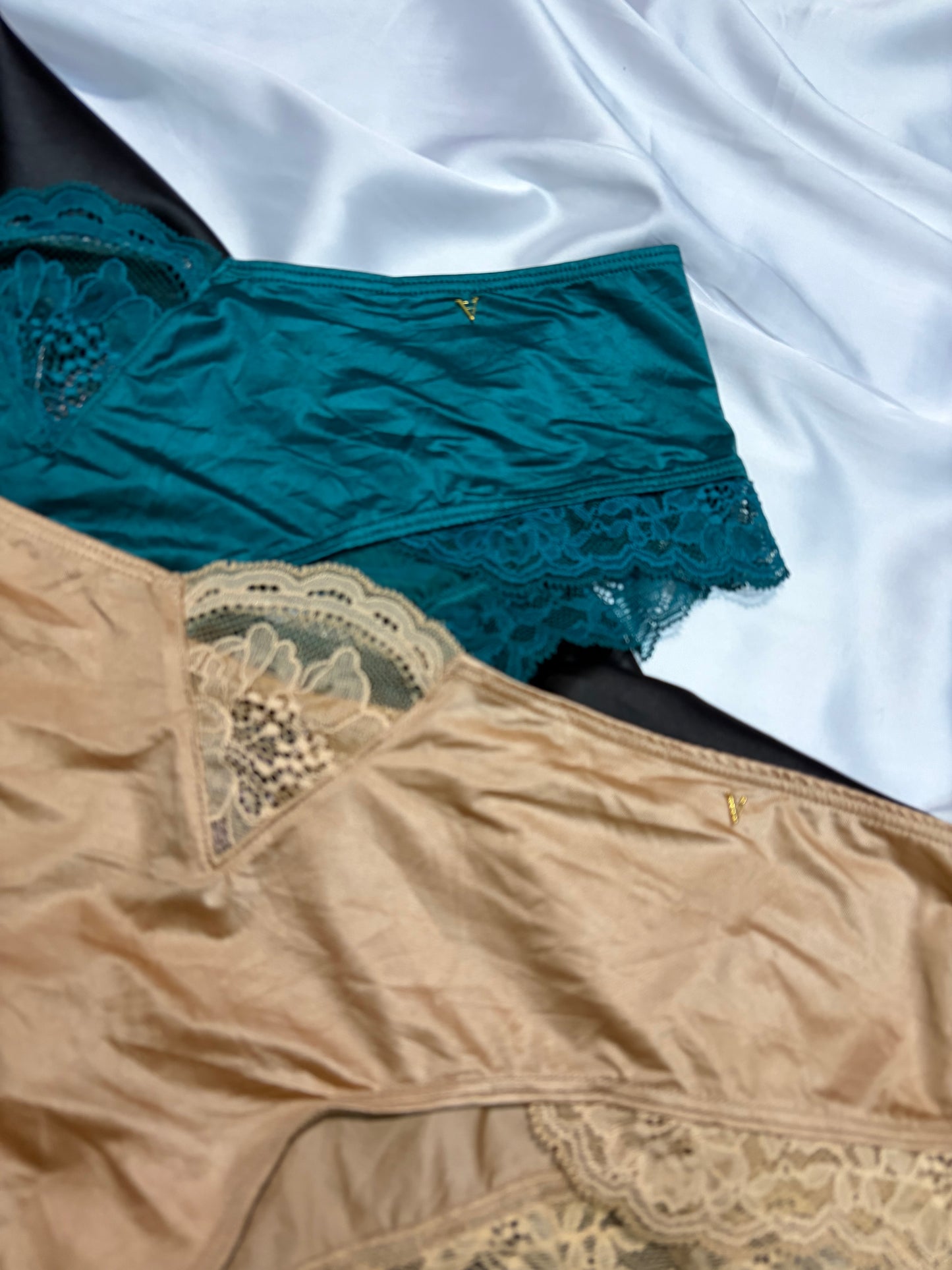 Victoria secret panty set | L