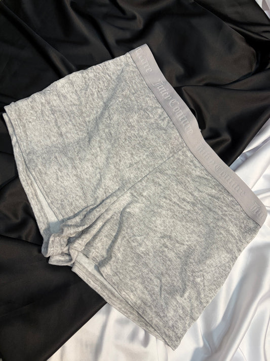 Juicy couture velvet shorts | S & L