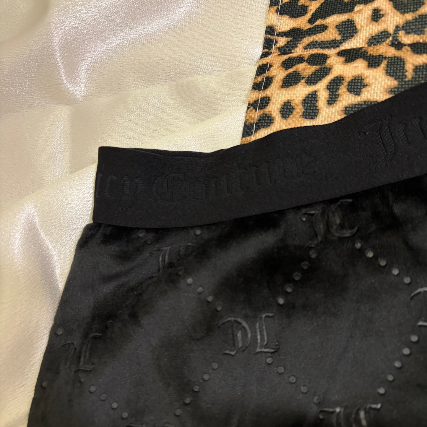 Juicy couture velvet short| S