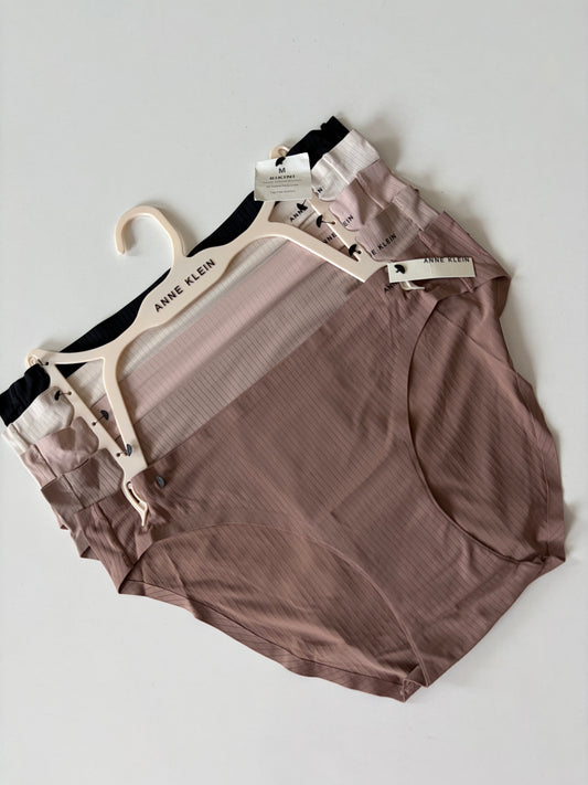 Anne Klein pack of high waist laser cut panties | M