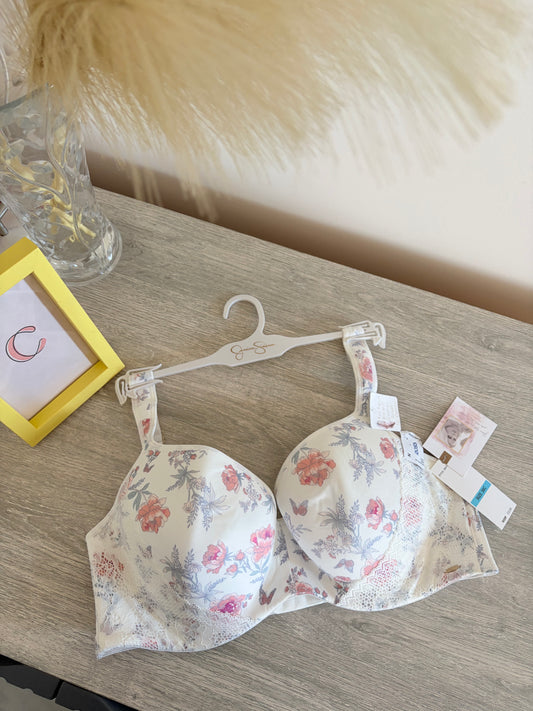 Jessica Simpson bra | 38/85 C