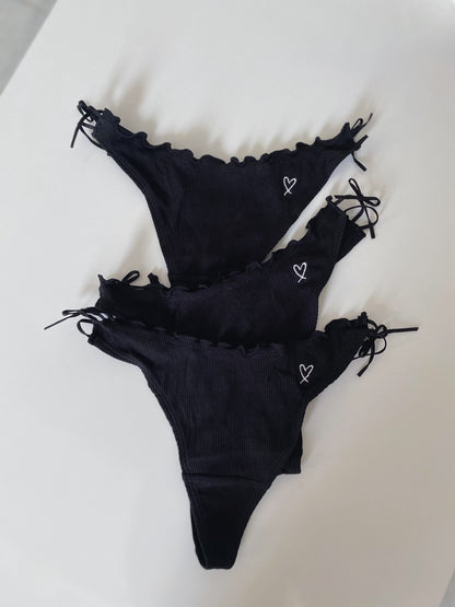 Heart side ribbon panty
