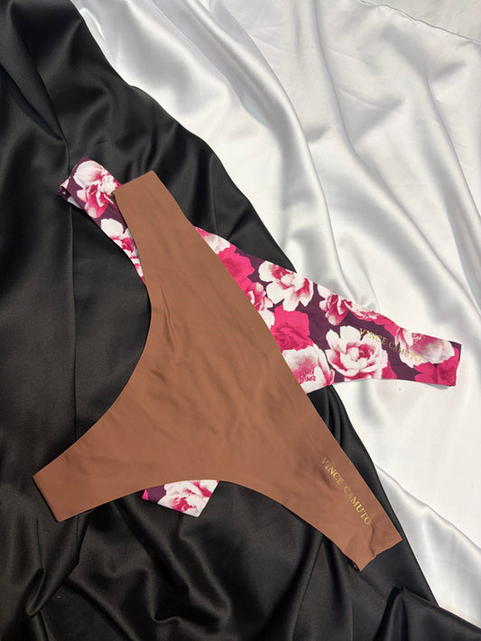 Vince camuto set of laser cut thongs | S