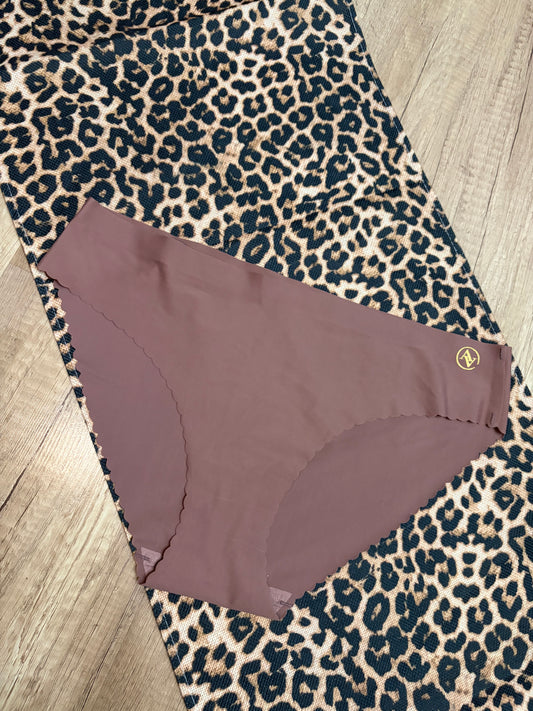 Adrienne vitadini laser cut | M