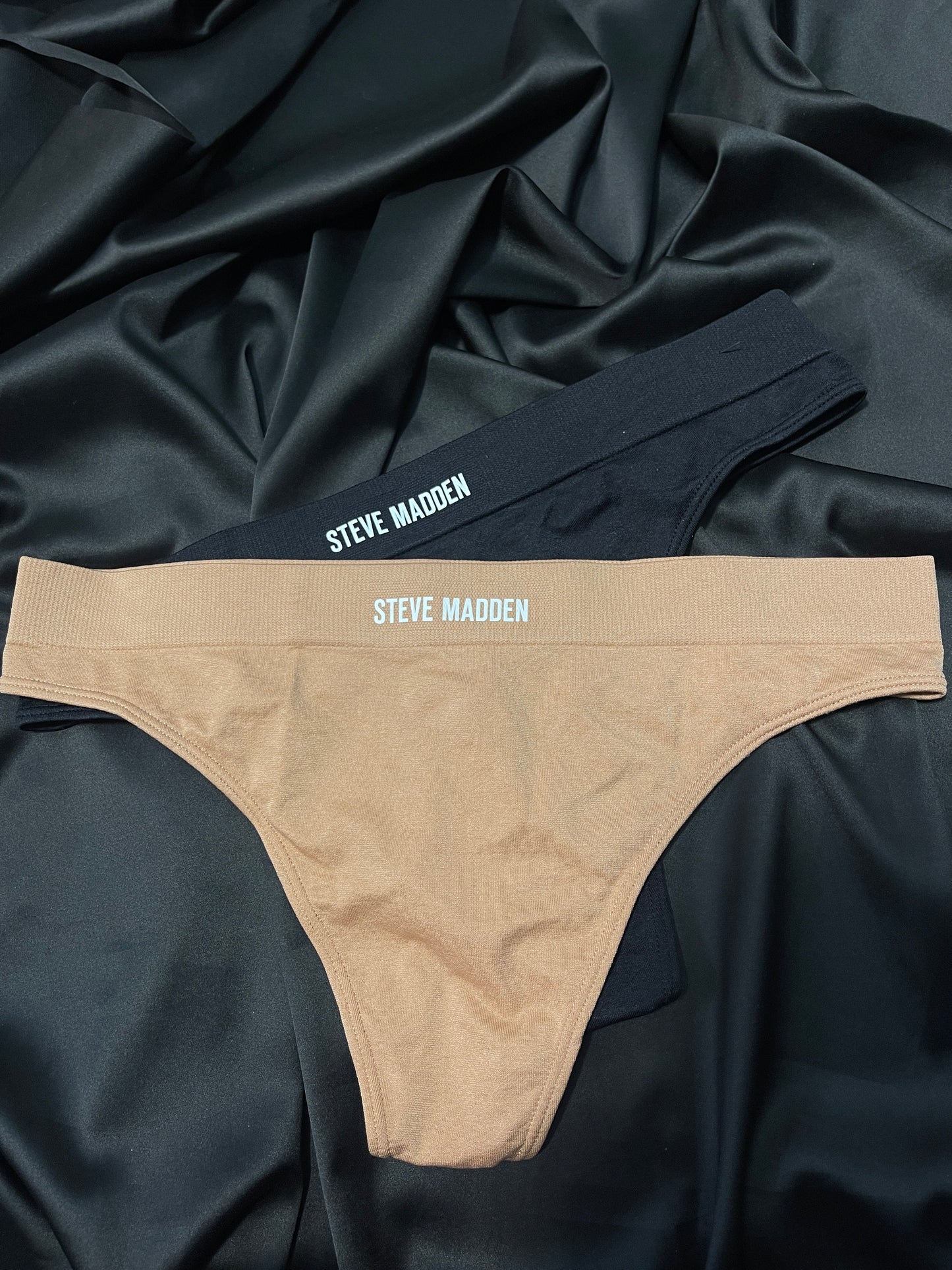 Steve madden set of 2 thongs | M