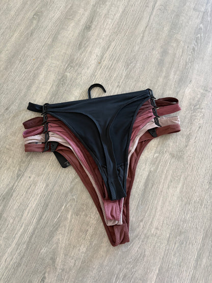 Steve madden pack of 5 thongs