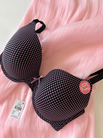 Secret possessions | 34/75 D